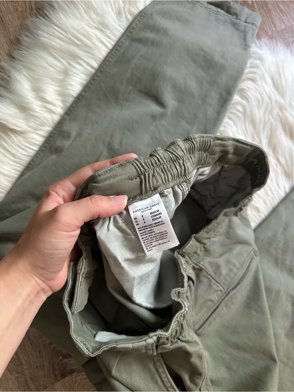 AMERICAN EAGLE Mom Pants In Green